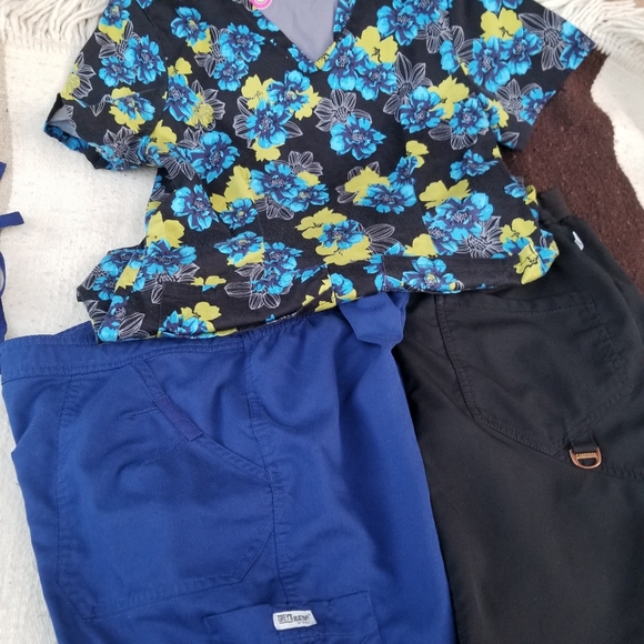 Scrubs - Picture 3 of 11